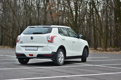 Mittlerer Diffusor Heck Ansatz für SSANGYONG TIVOLI schwarz matt