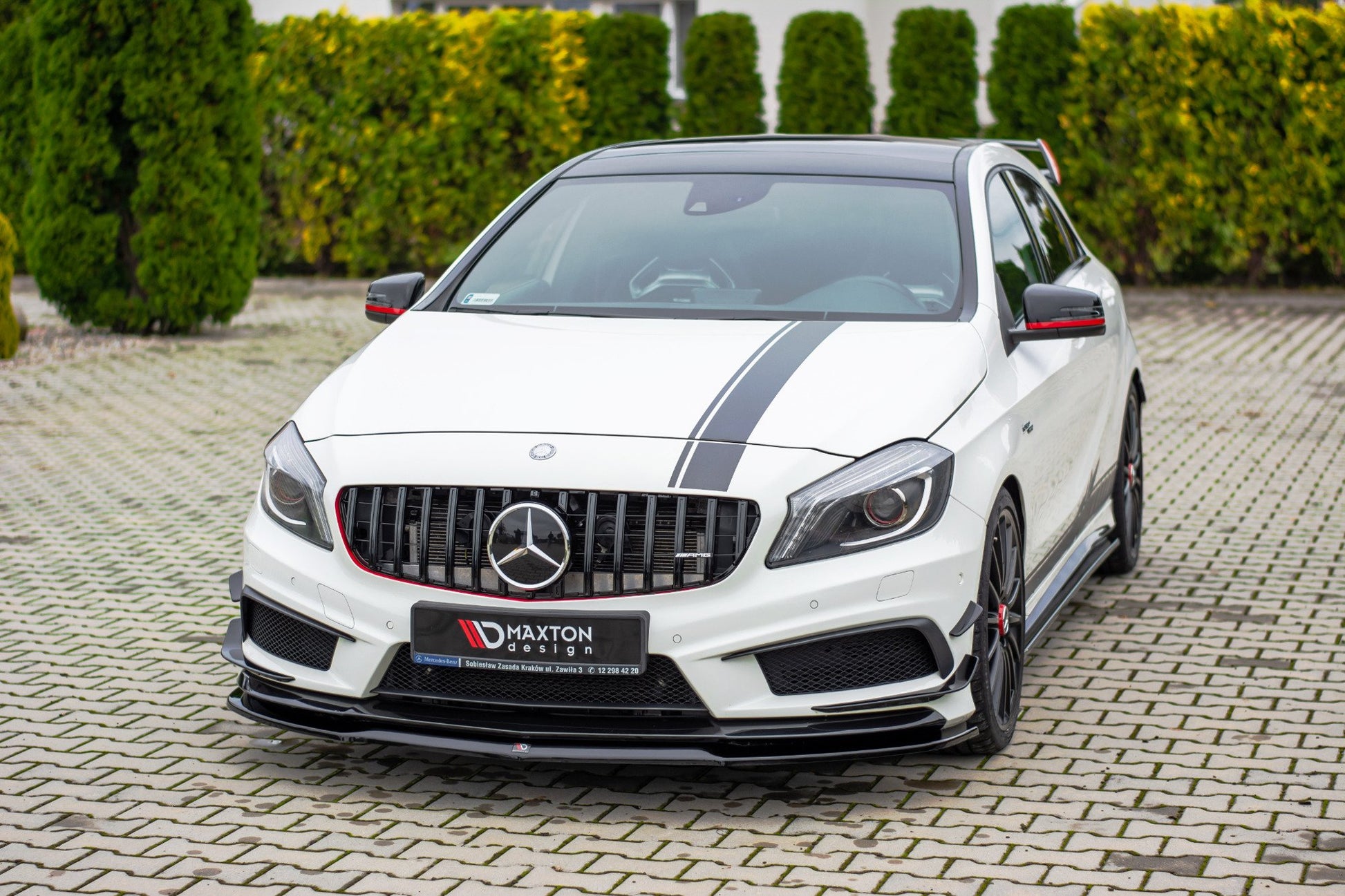 Front Ansatz für Mercedes A45 AMG W176 schwarz Hochglanz