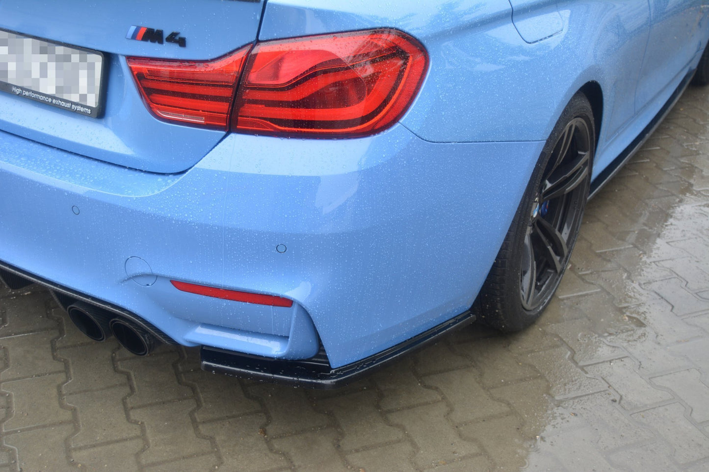 Heck Ansatz Flaps Diffusor für BMW M4 F82 Carbon Look