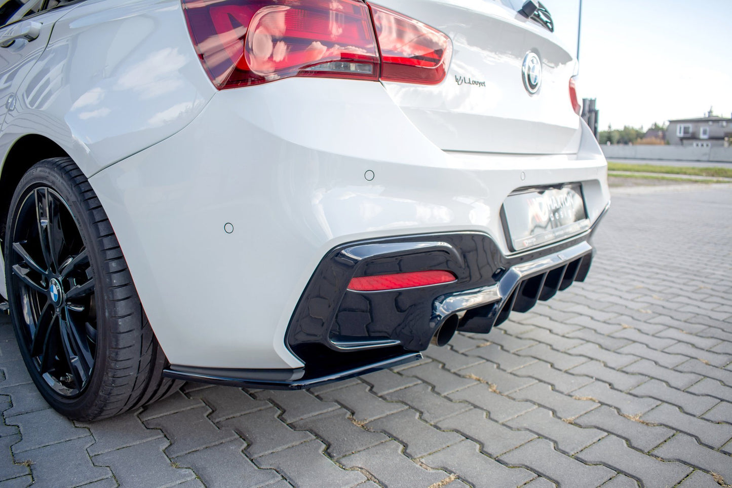 Heck Ansatz Flaps Diffusor für BMW 1er F20 Facelift M-power schwarz matt