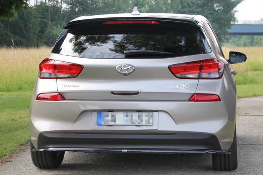 Mittlerer Diffusor Heck Ansatz für HYUNDAI I30 MK3 HATCHBACK schwarz matt