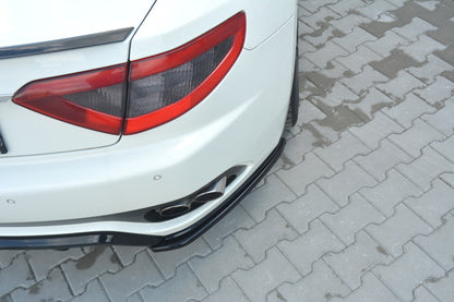 Heck Ansatz Flaps Diffusor V.2 für MASERATI GRANTURISMO 2007-2011 Carbon Look