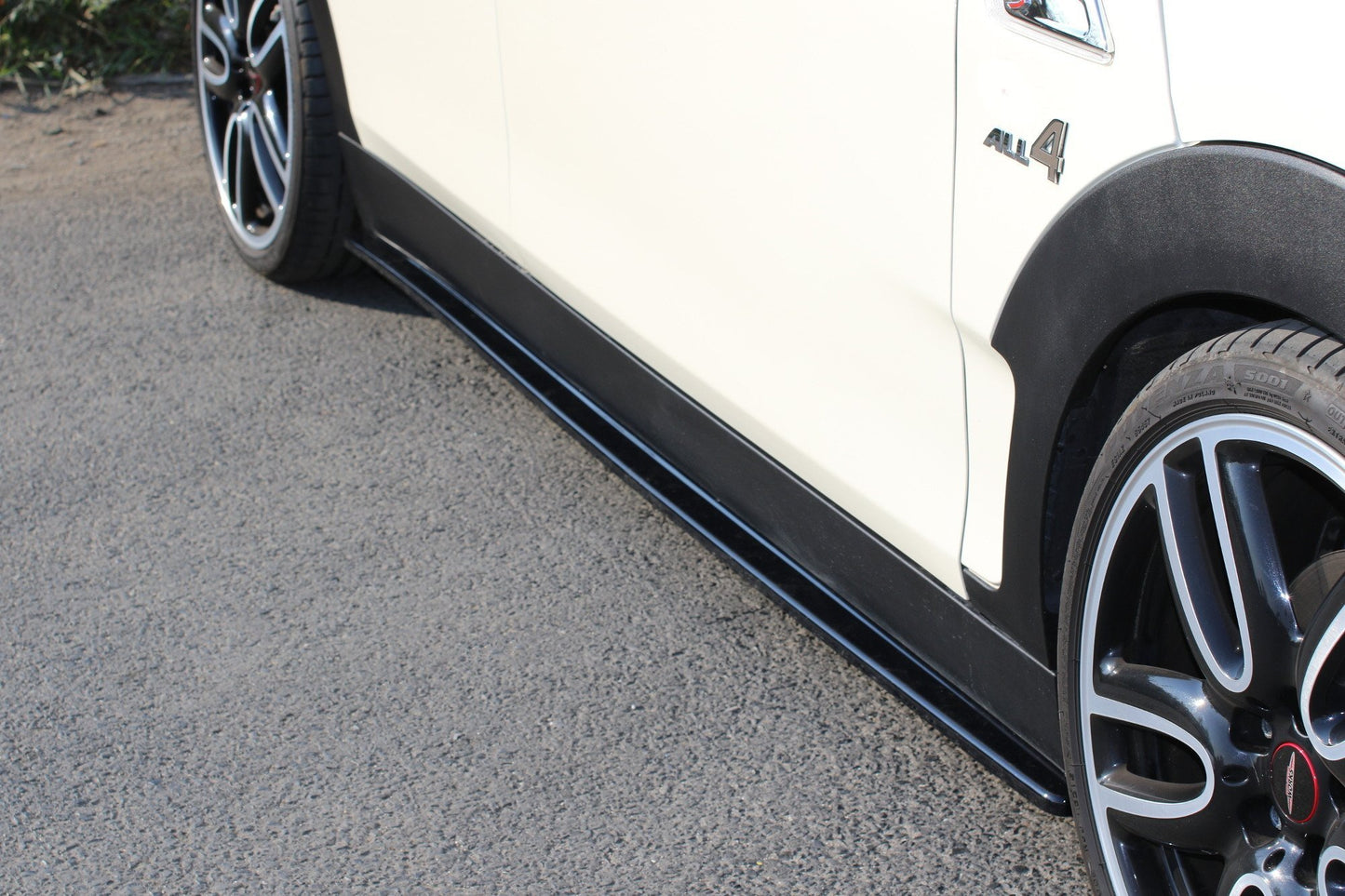 Seitenschweller Ansatz für MINI CLUBMAN S MK2 (F54) JCW Carbon Look