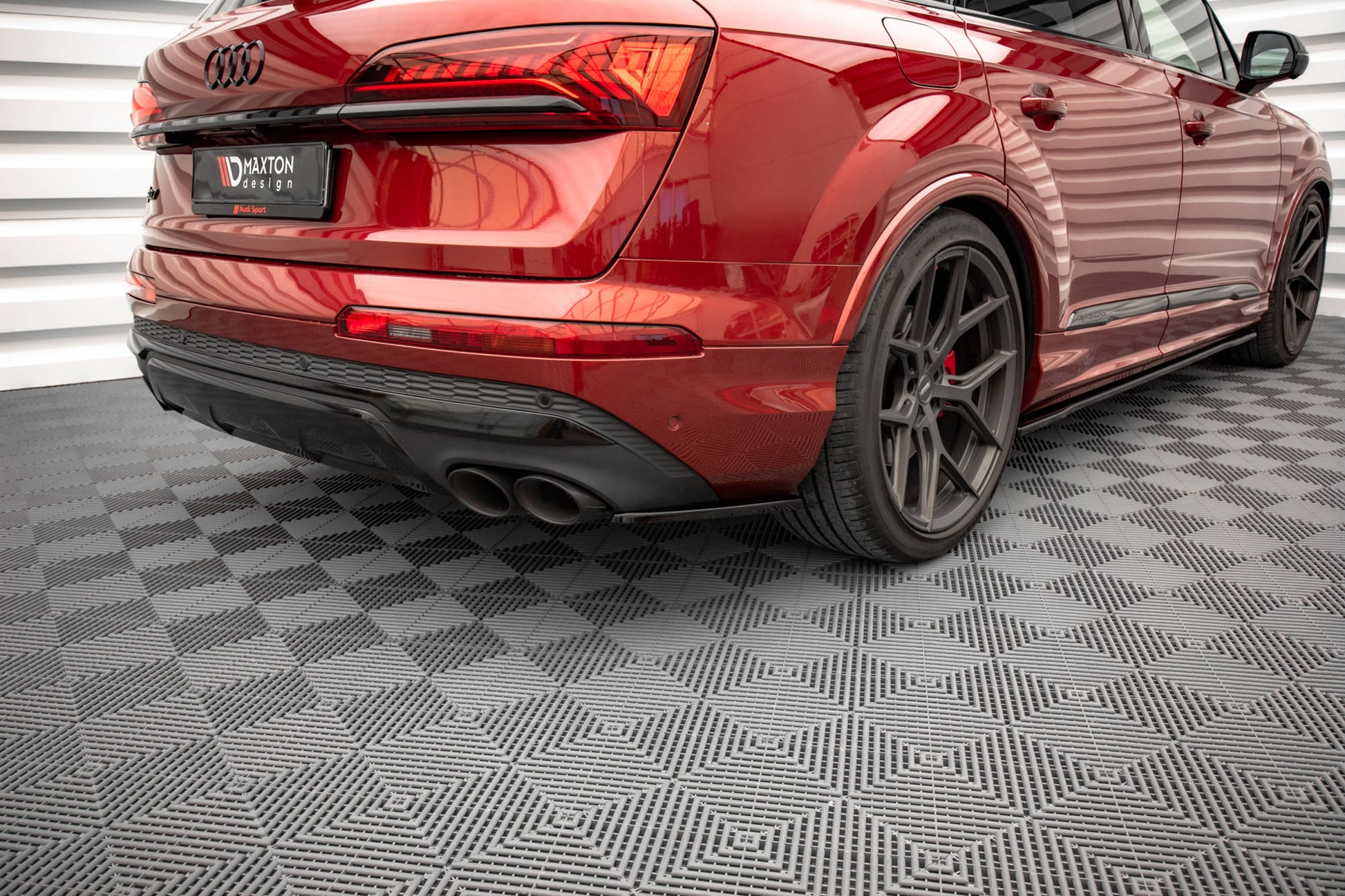 Heck Ansatz Flaps Diffusor für Audi SQ7 /Q7 S-Line Mk2 (4M) Facelift  schwarz matt