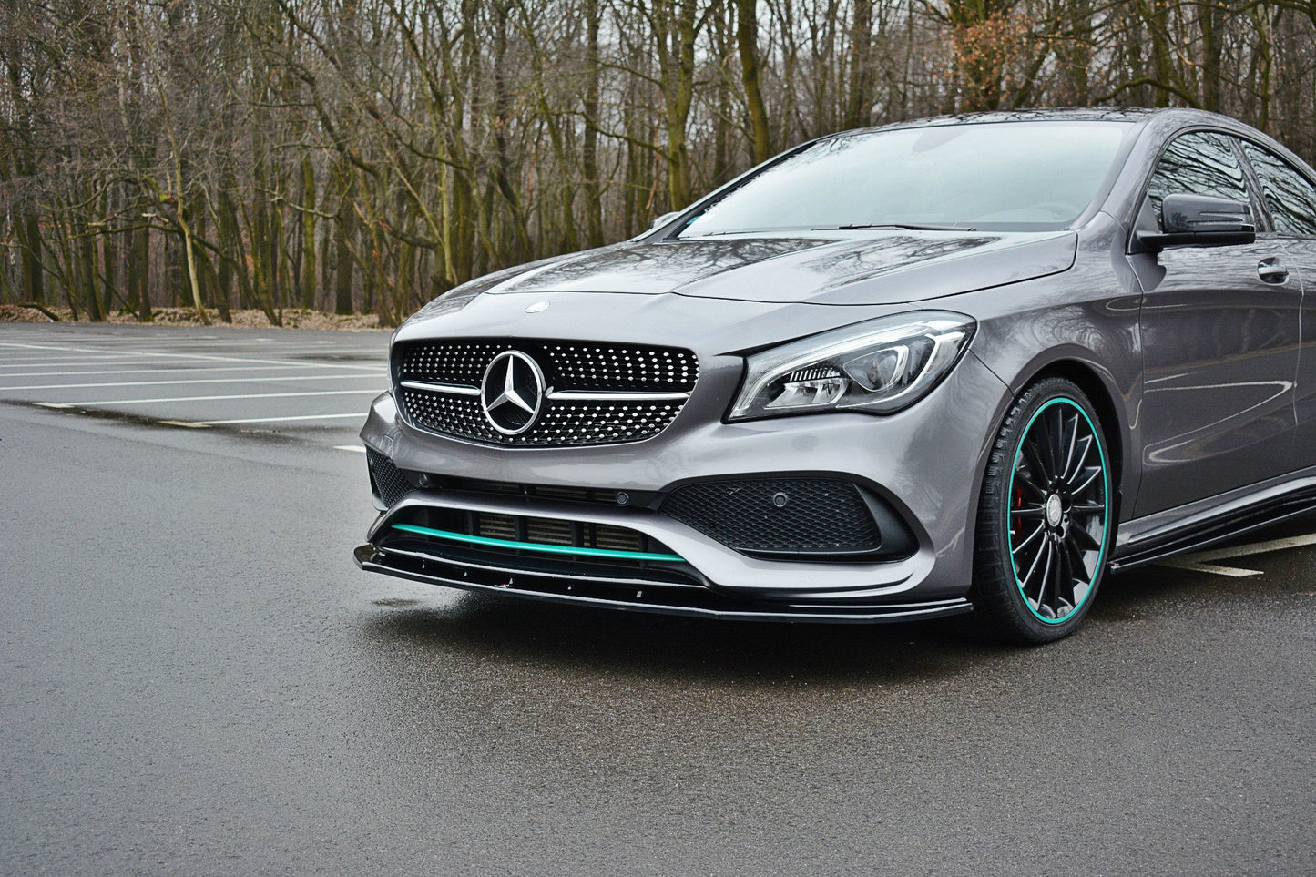 Front Ansatz V.1 für Mercedes CLA C117 AMG-LINE FACELIFT schwarz Hochglanz