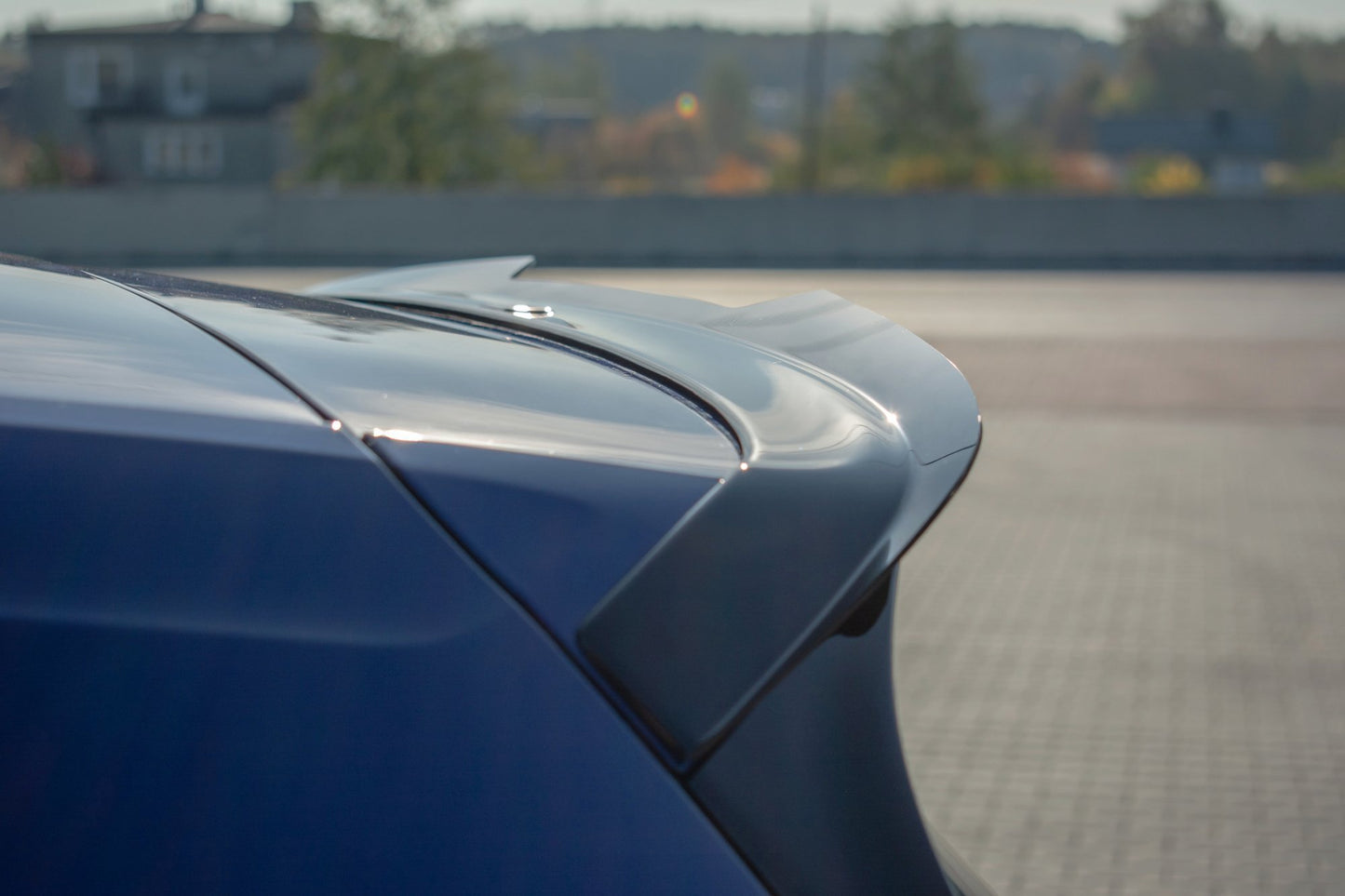 Spoiler CAP V.2 für Volkswagen Golf 7 / 7 Facelift R / R-Line / GTI  schwarz Hochglanz