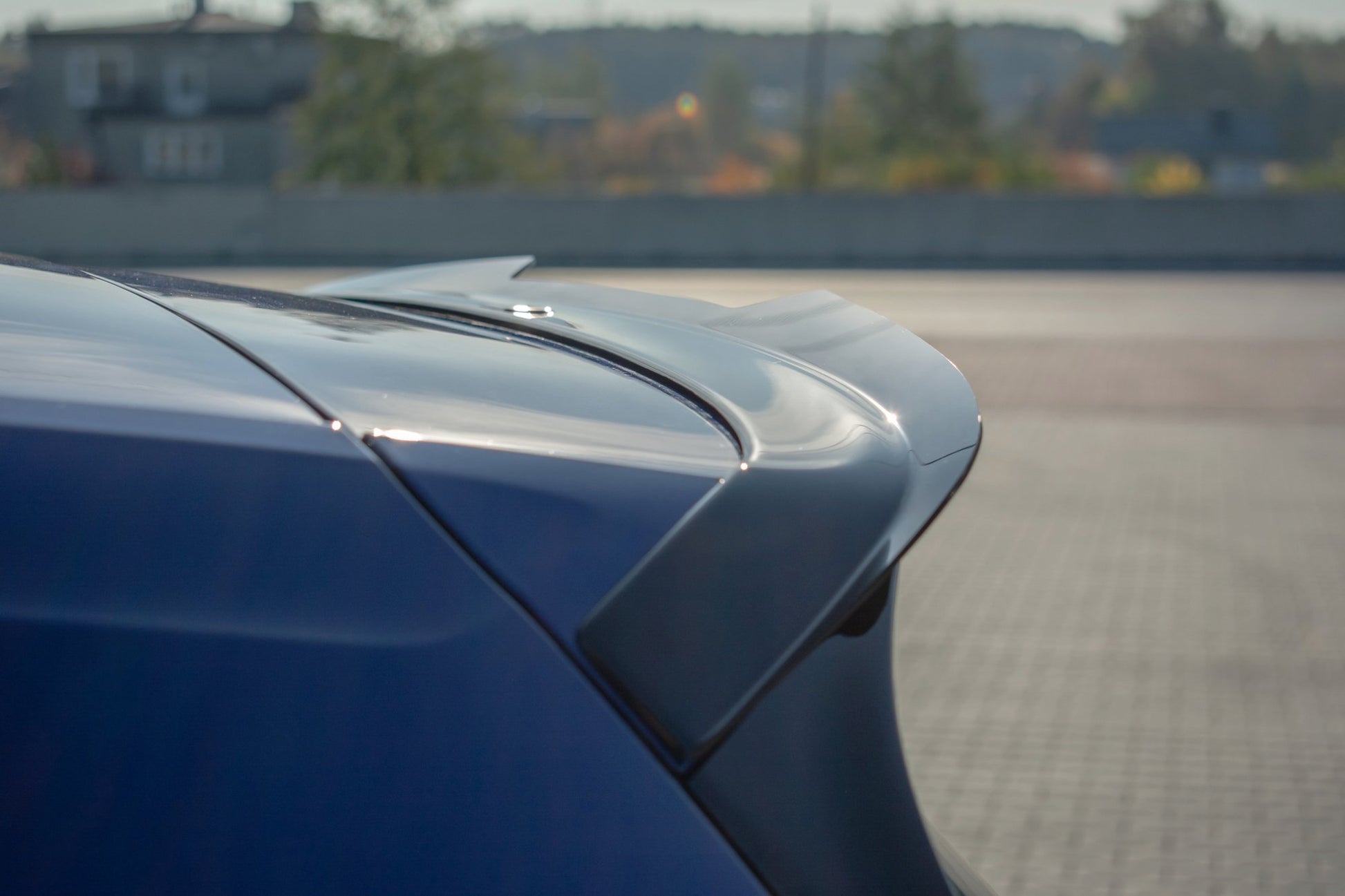 Spoiler CAP V.2 für Volkswagen Golf 7 / 7 Facelift R / R-Line / GTI  schwarz Hochglanz