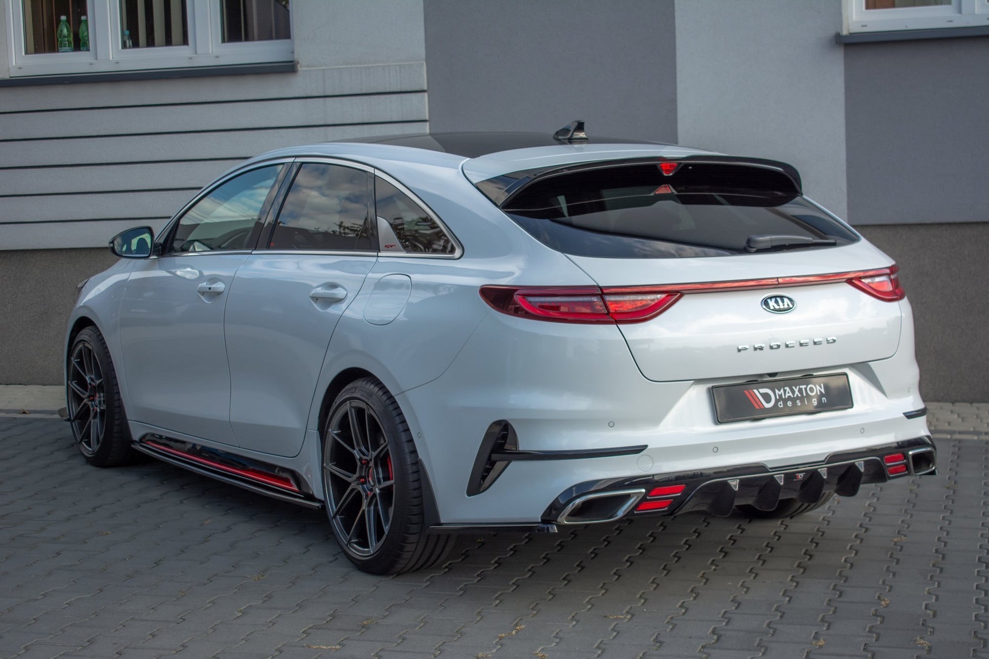 Spoiler CAP für Kia ProCeed GT Mk 3 schwarz Hochglanz