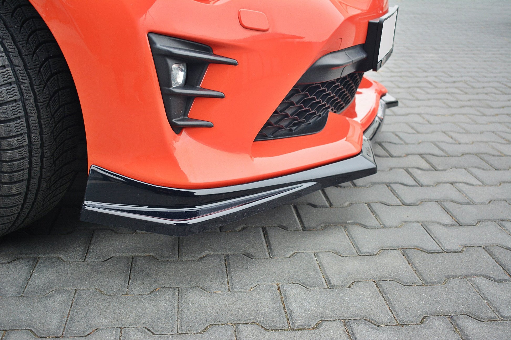 Front Ansatz V.2 für TOYOTA GT86 FACELIFT Carbon Look