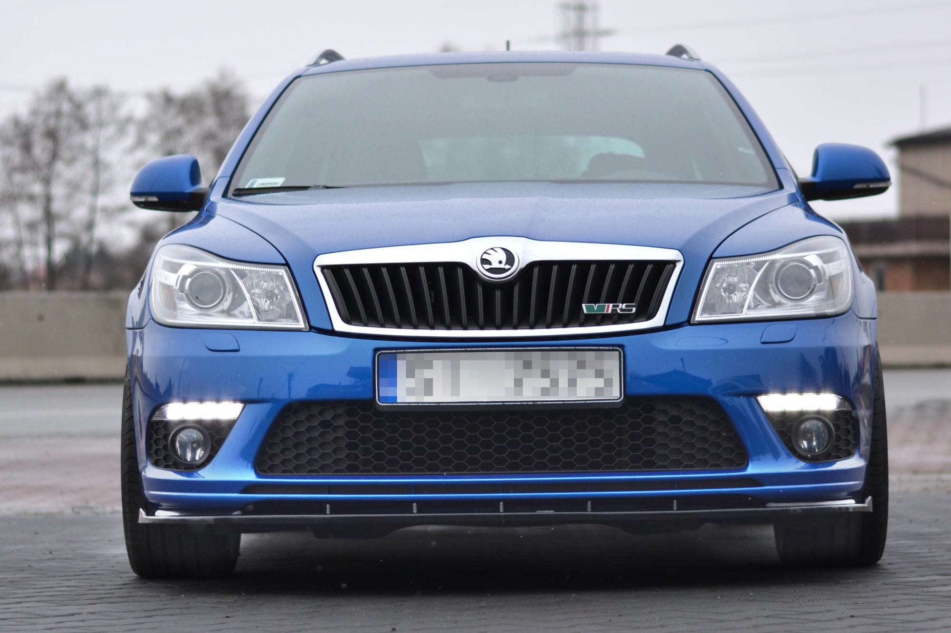Front Ansatz für V1 SKODA OCTAVIA MK2 (RS VERSION) FACELIFT FaceliftING schwarz matt