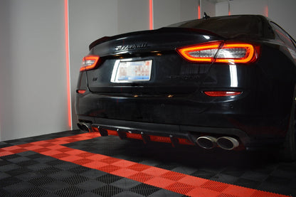 Diffusor Heck Ansatz für MASERATI QUATTROPORTE MK.6 vor Facelift Carbon Look