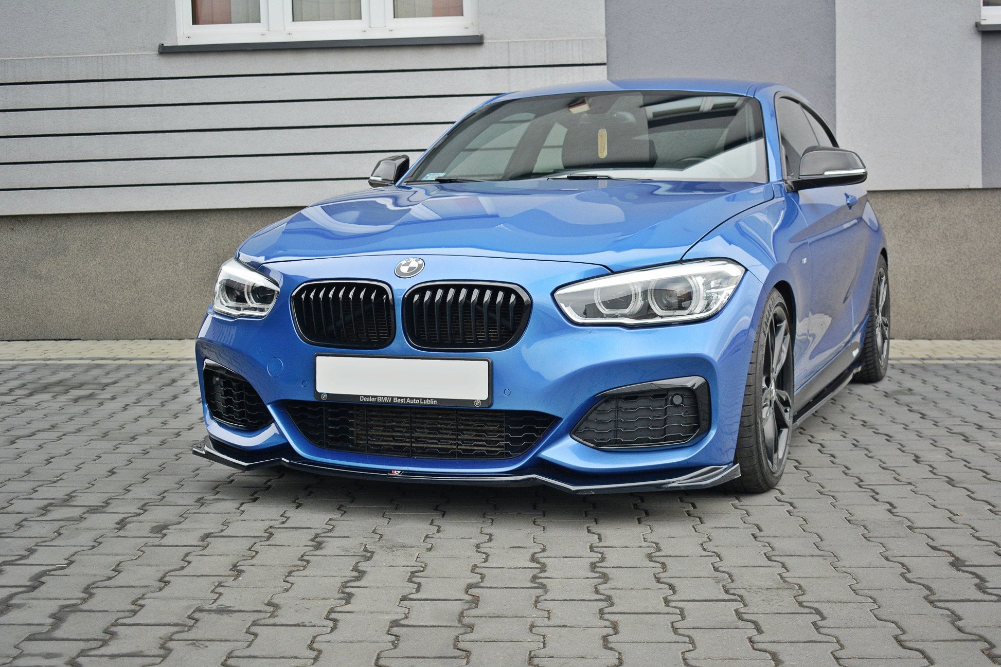 Front Ansatz V.2 für BMW 1er F20/F21 M-Power schwarz Hochglanz