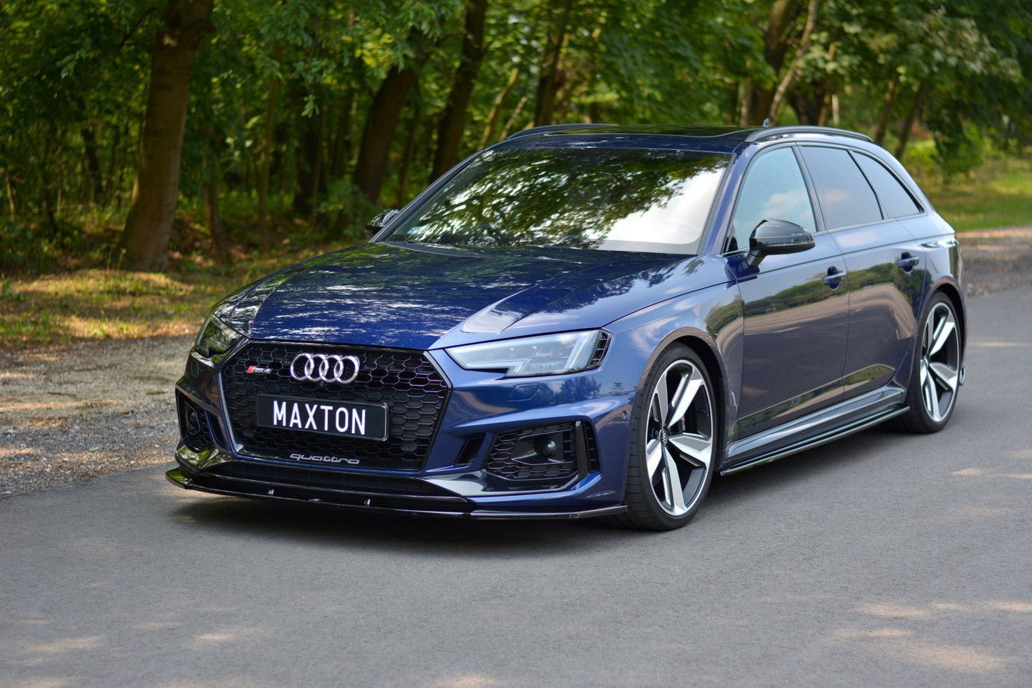 Front Ansatz V.1 für Audi RS4 B9 schwarz Hochglanz
