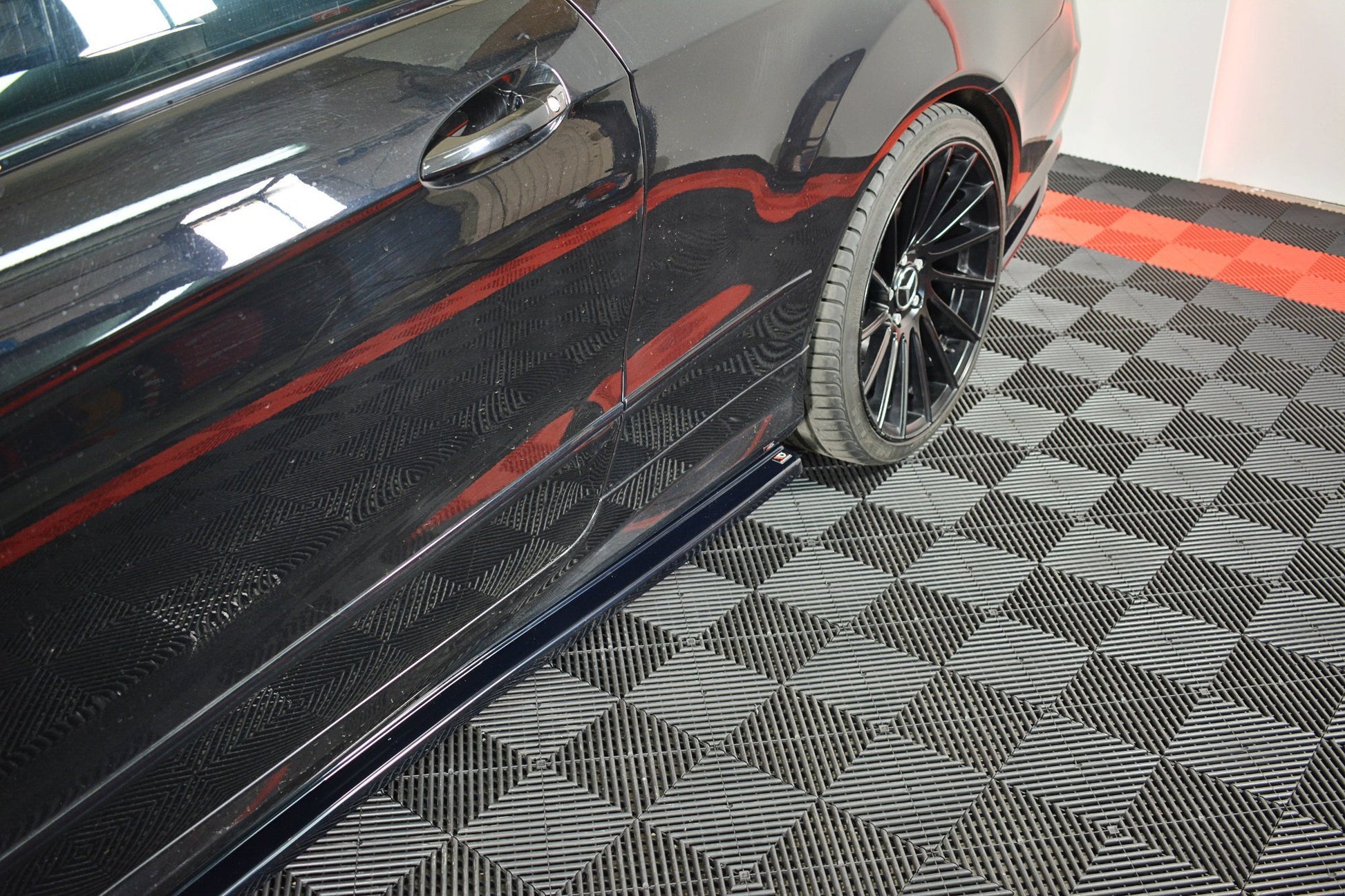 Seitenschweller Ansatz für Mercedes-Benz E-Klasse W207 Coupe AMG-Line Carbon Look