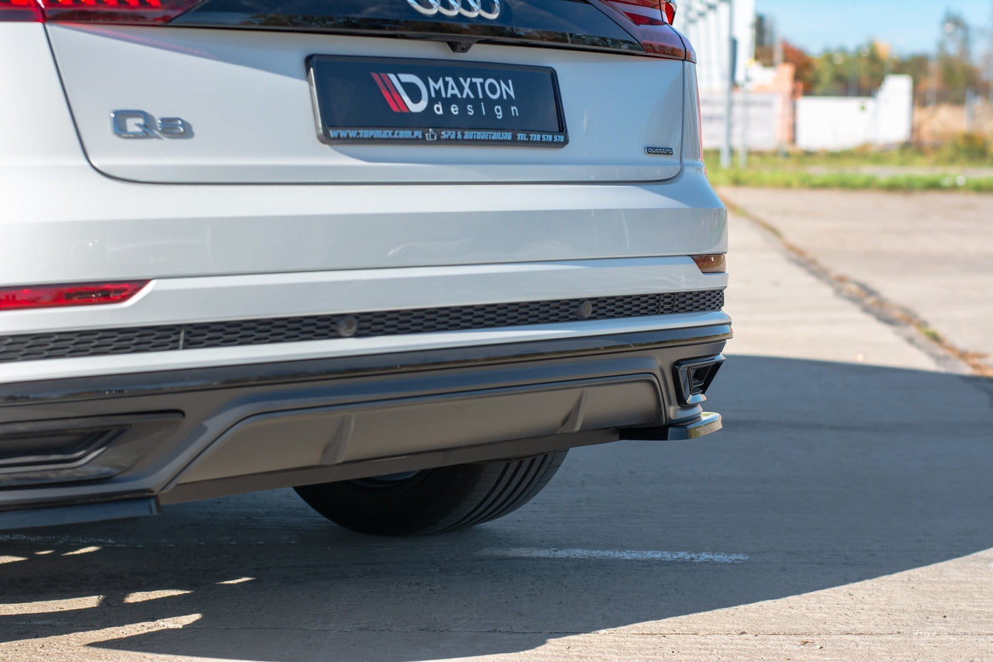 Heck Ansatz Flaps Diffusor für Audi Q8 S-line Carbon Look