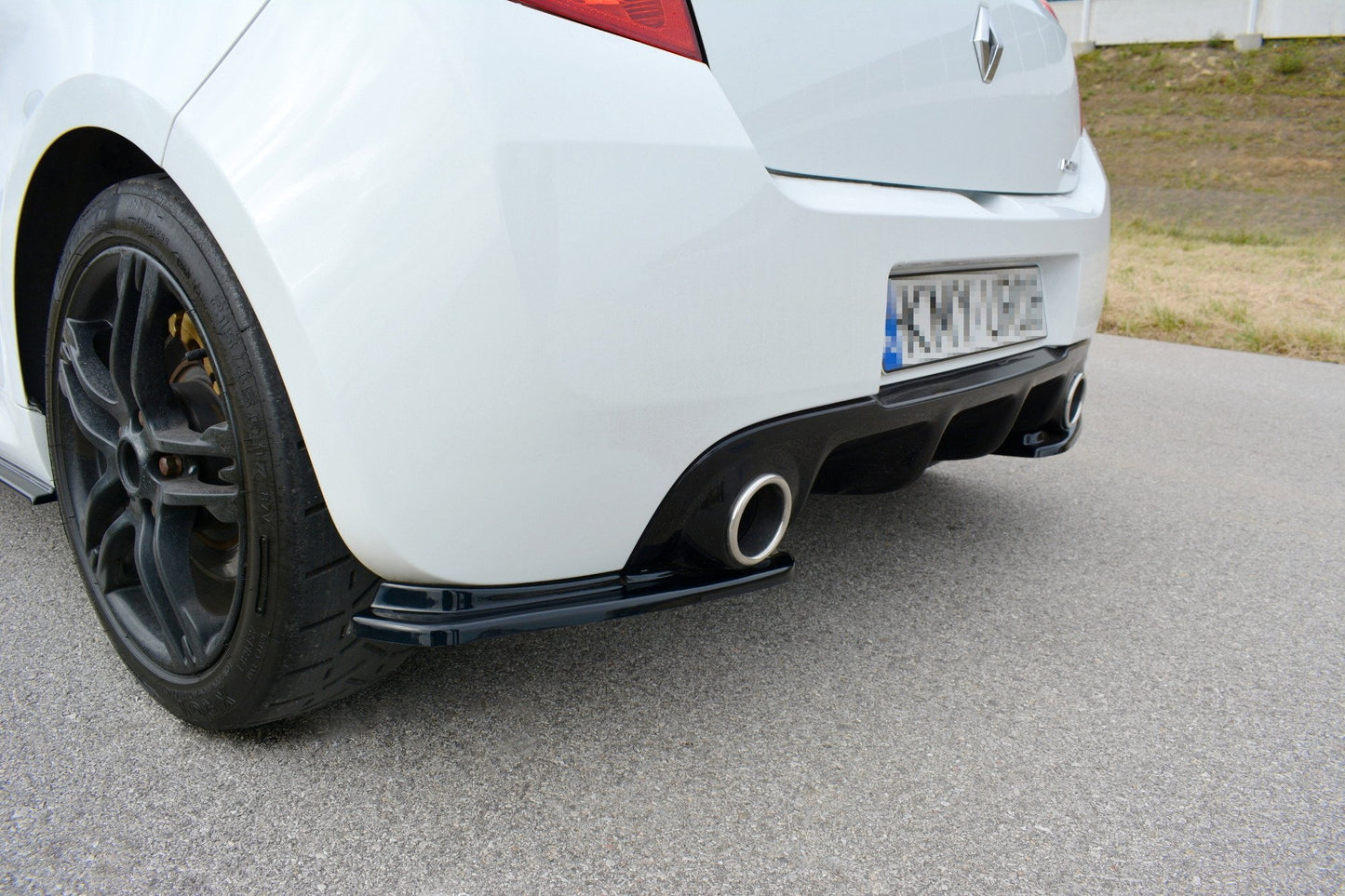 Heck Ansatz Flaps Diffusor für RENAULT CLIO MK3 RS FACELIFT Carbon Look