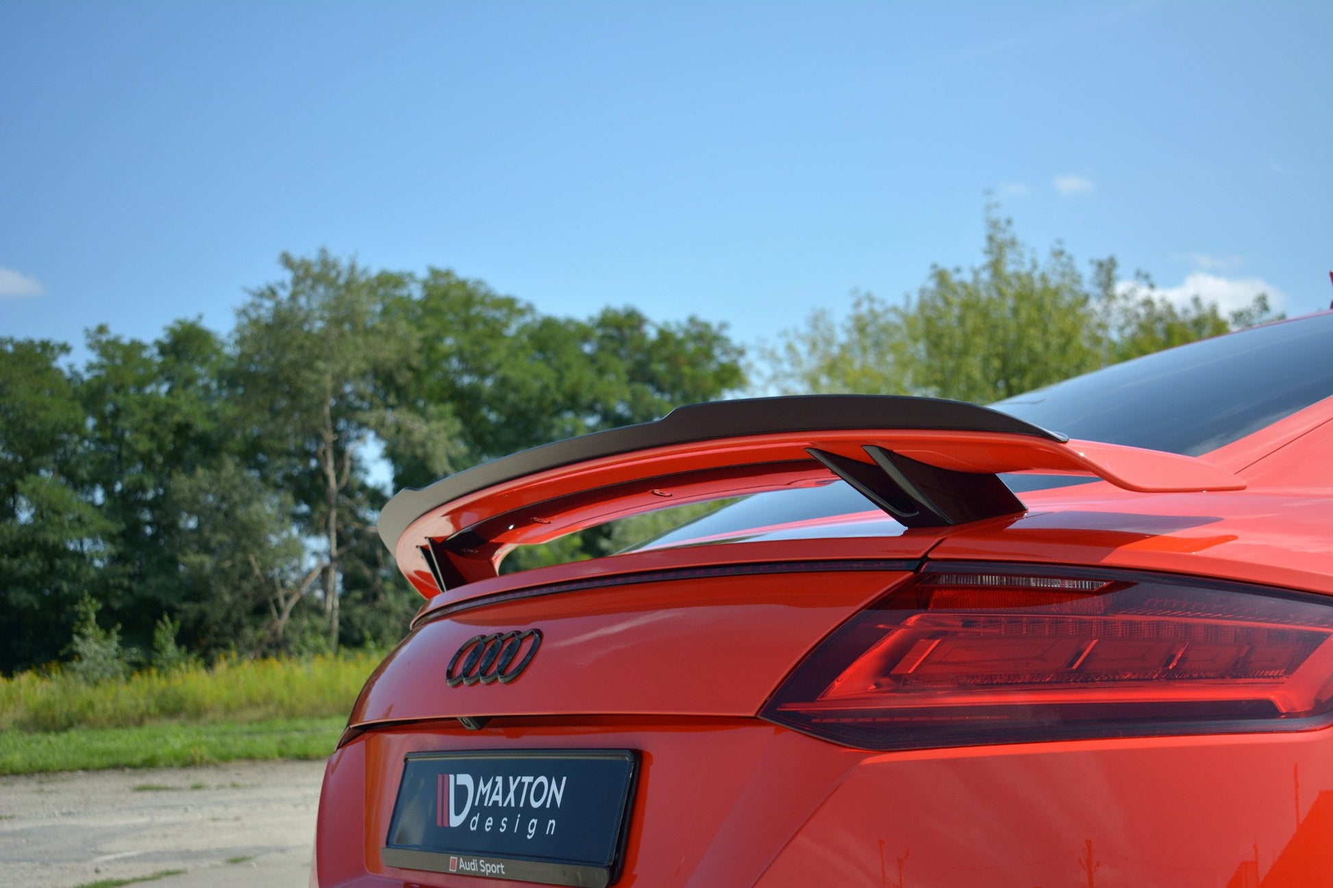 Spoiler CAP für Audi TT RS 8S schwarz matt