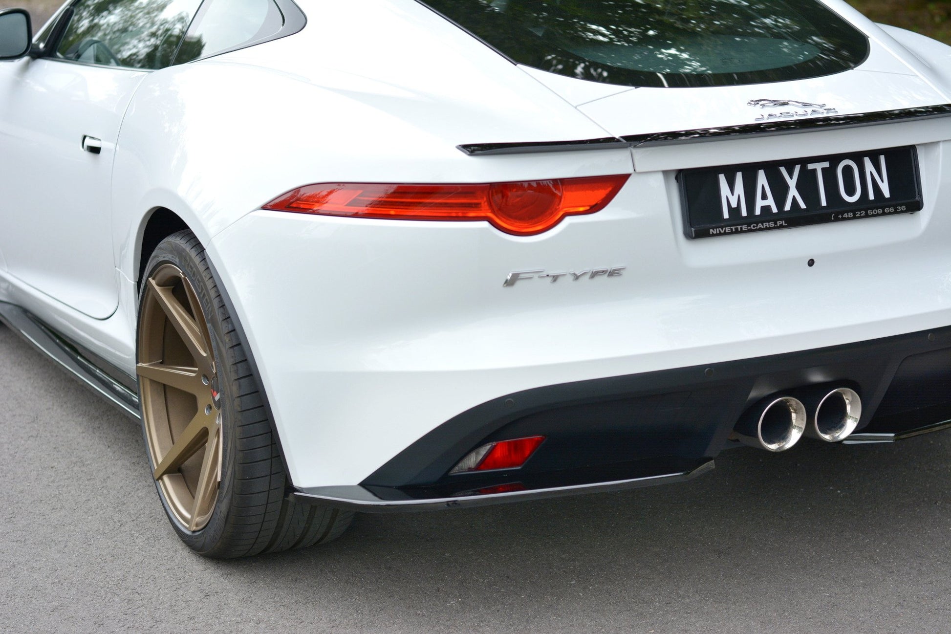 Heck Ansatz Flaps Diffusor für JAGUAR F-TYPE schwarz matt