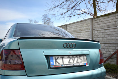 Spoiler CAP für Audi A4 / S4 B5 Limousine Carbon Look