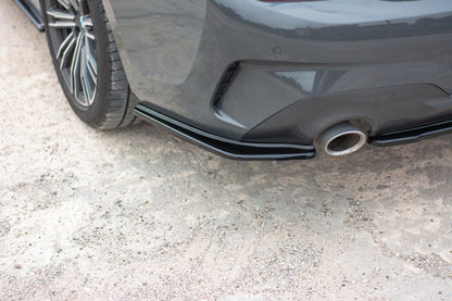 Heck Ansatz Flaps Diffusor für BMW 3er G20 M Paket schwarz Hochglanz