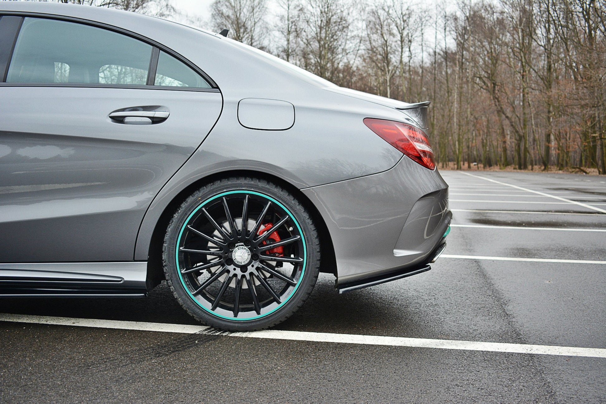 Heck Ansatz Flaps Diffusor für Mercedes CLA C117 AMG-LINE FACELIFT Carbon Look