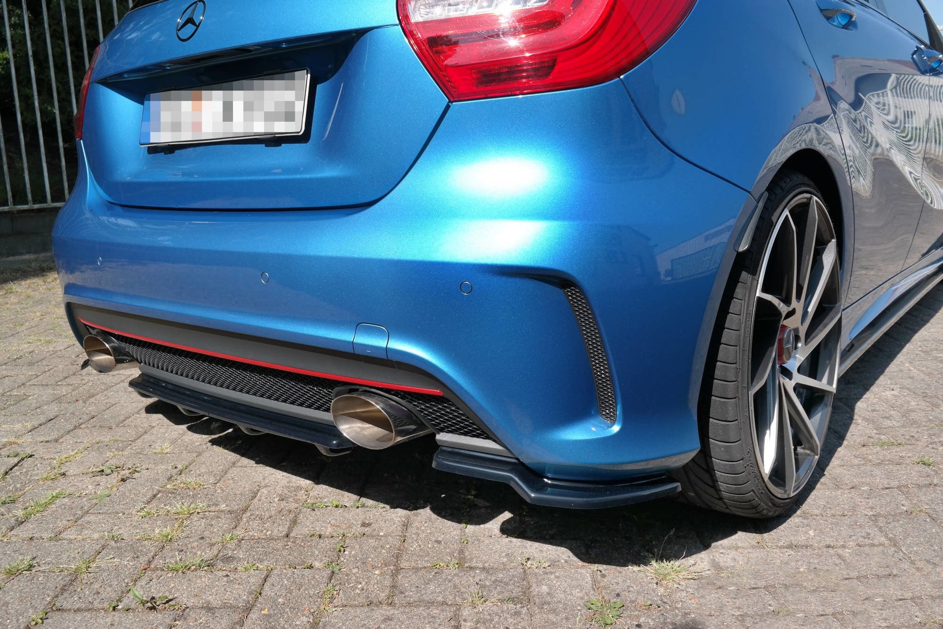 Heck Ansatz Flaps Diffusor für  Mercedes W176 AMG-LINE vor Facelift schwarz matt