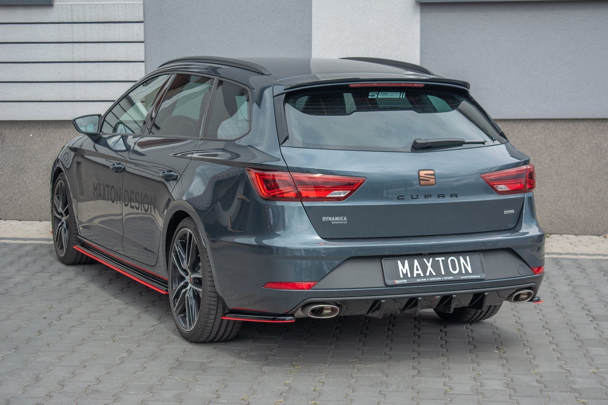 Spoiler CAP für Seat Leon Mk3 Cupra ST Facelift schwarz Hochglanz