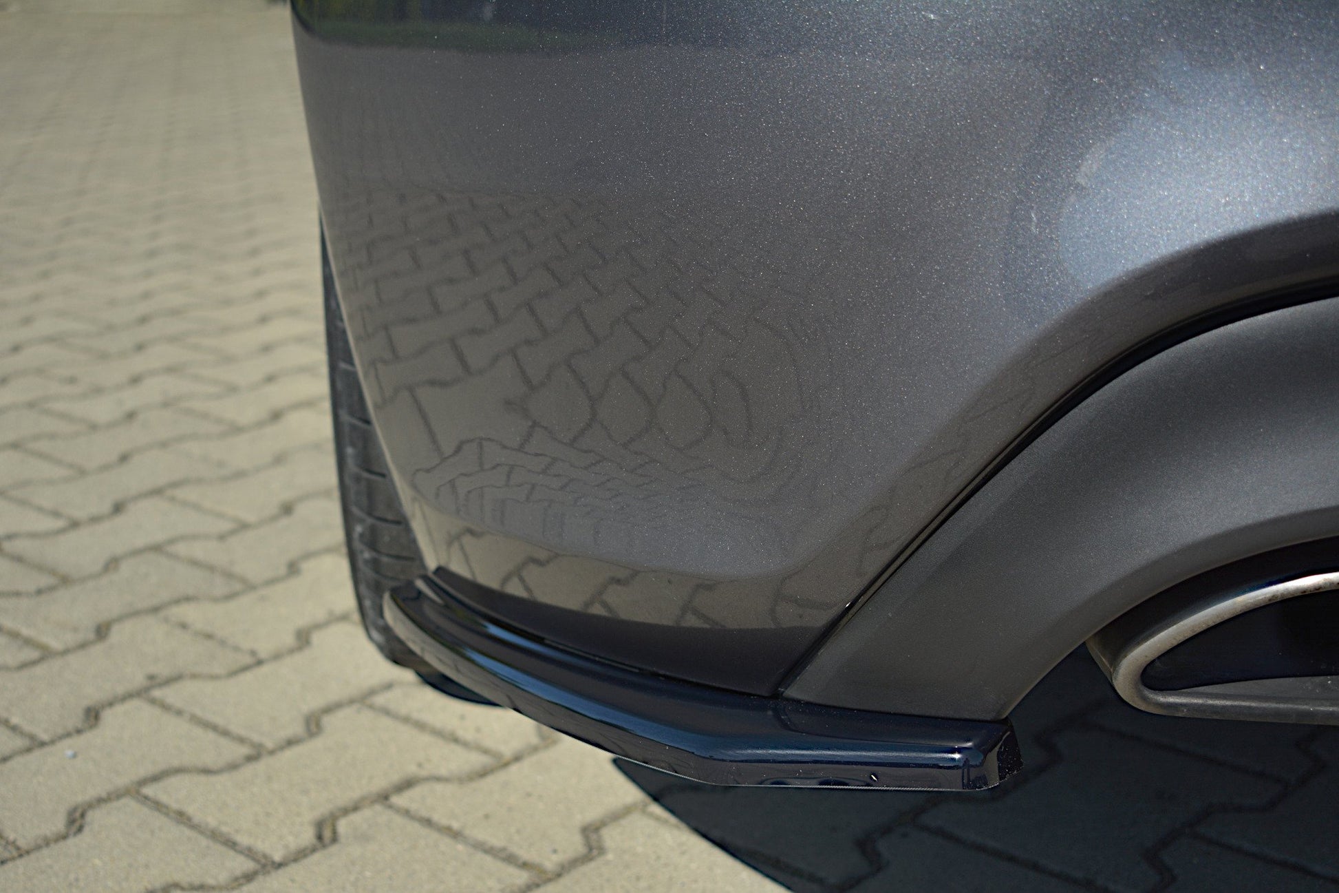 Heck Ansatz Flaps Diffusor für HYUNDAI GENESIS COUPÉ MK.1 schwarz matt