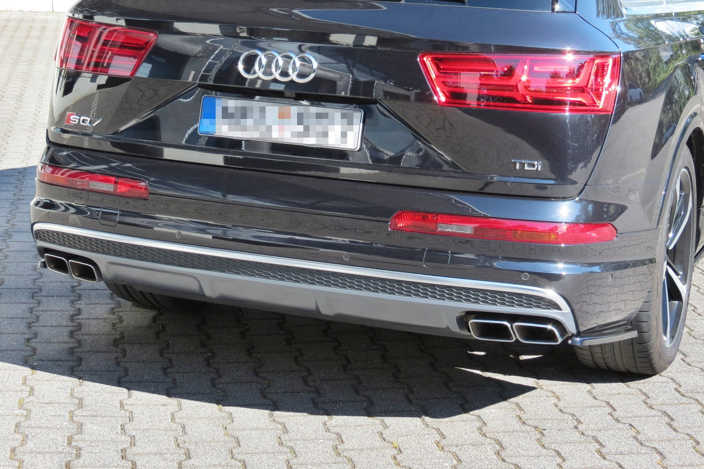 Heck Ansatz Flaps Diffusor für Audi SQ7 / Q7 S-Line Mk.2 Carbon Look