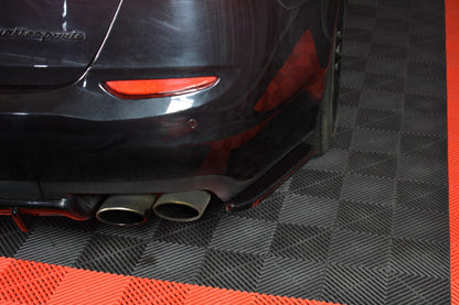 Heck Ansatz Flaps Diffusor für MASERATI QUATTROPORTE MK.6 vor Facelift Carbon Look