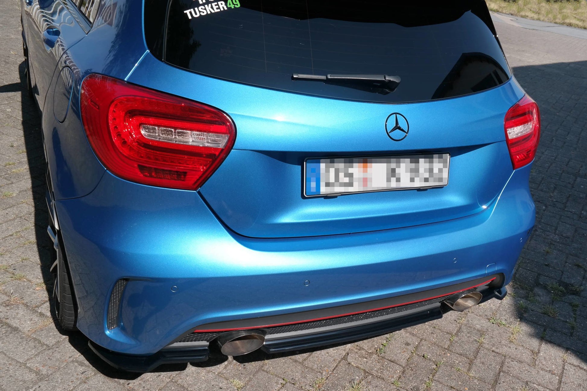 Mittlerer Diffusor Heck Ansatz für Mercedes W176 AMG-LINE vor Facelift schwarz Hochglanz