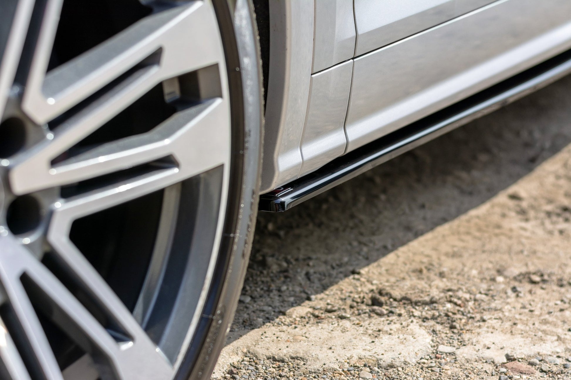 Seitenschweller Ansatz für Audi SQ5/Q5 S-line MkII schwarz Hochglanz
