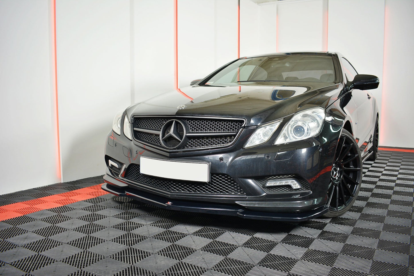 Front Ansatz für  Mercedes-Benz E-Klasse W207 Coupe AMG-Line schwarz matt