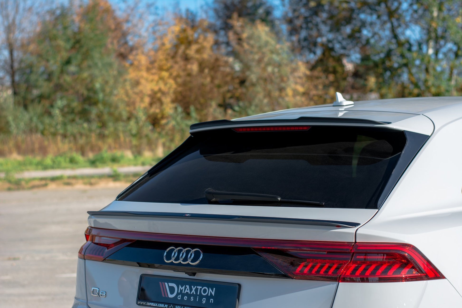 Spoiler CAP V.1 für Audi Q8 S-line schwarz Hochglanz