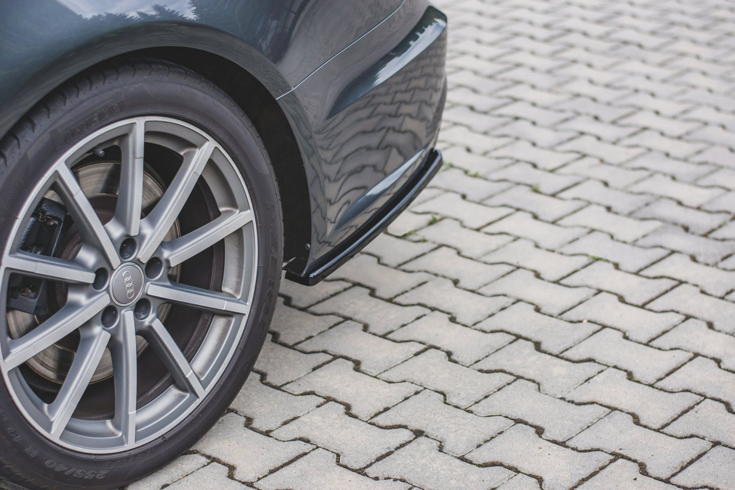 Heck Ansatz Flaps Diffusor für Audi S6 / A6 S-Line C7 FL schwarz Hochglanz