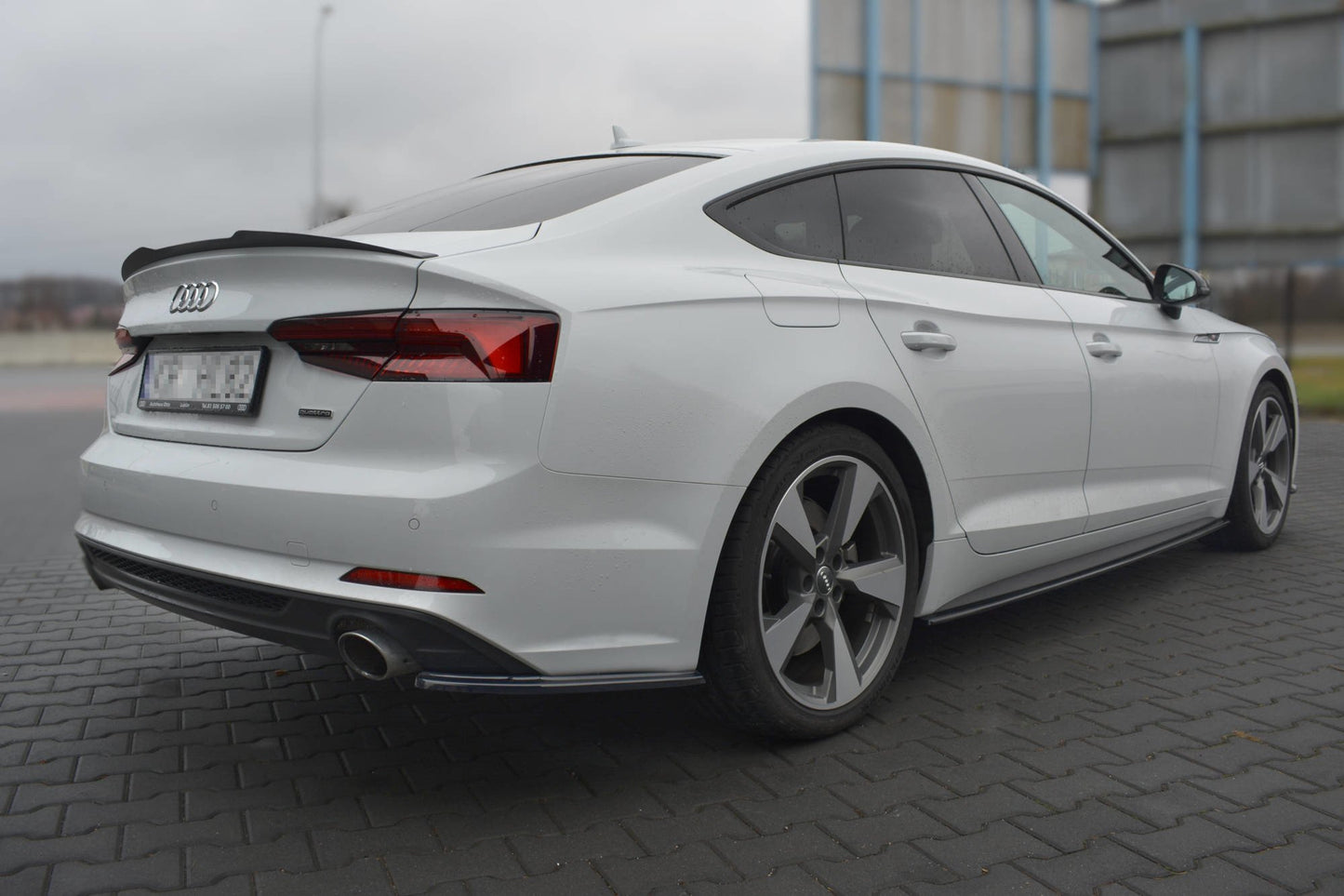 Heck Ansatz Flaps Diffusor für Audi A5 S-Line F5 Sportback  Carbon Look