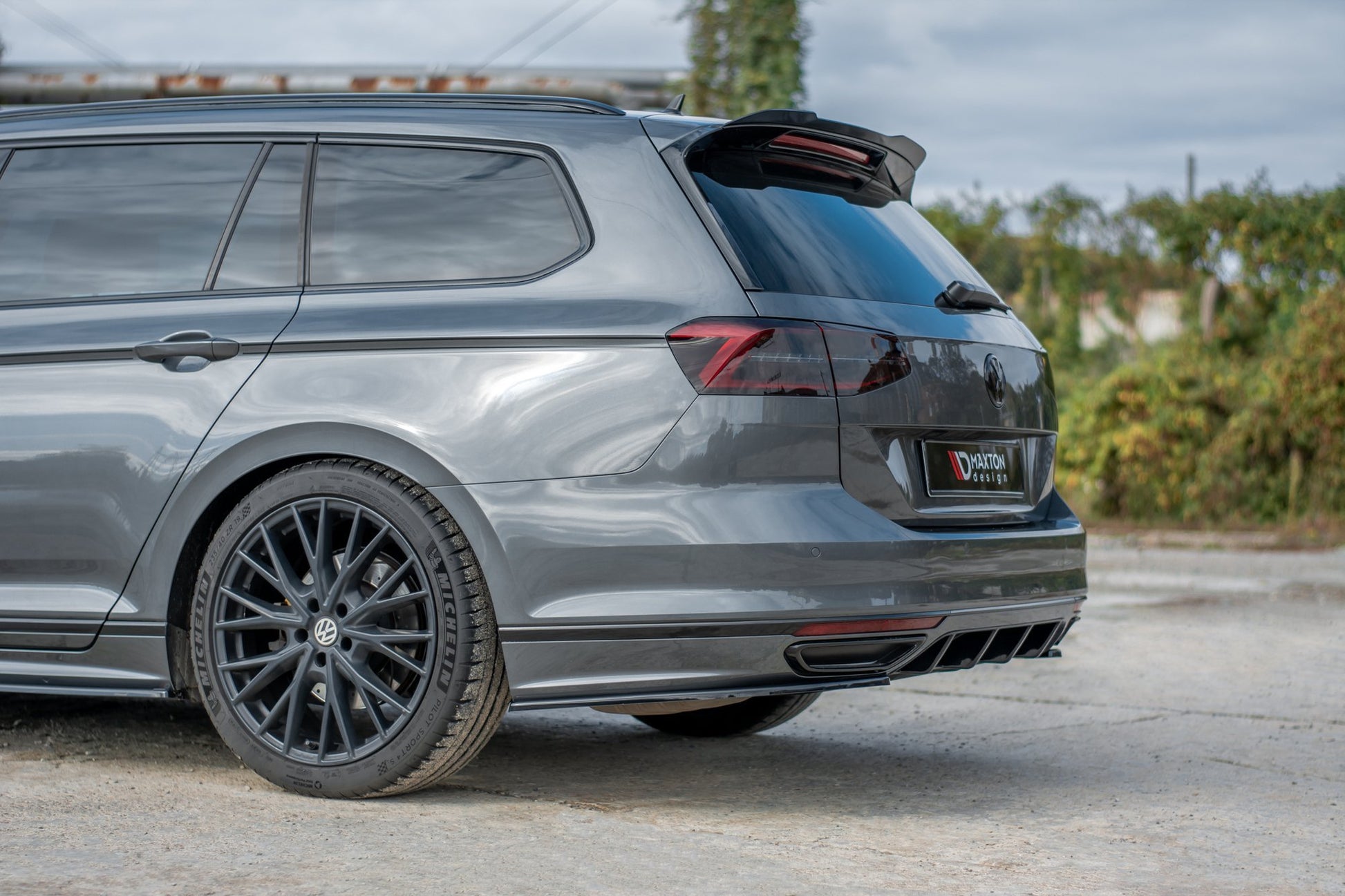 Spoiler CAP für Volkswagen Passat R-Line B8 Carbon Look