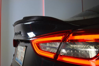 Spoiler CAP für MASERATI QUATTROPORTE MK.6 vor Facelift Carbon Look