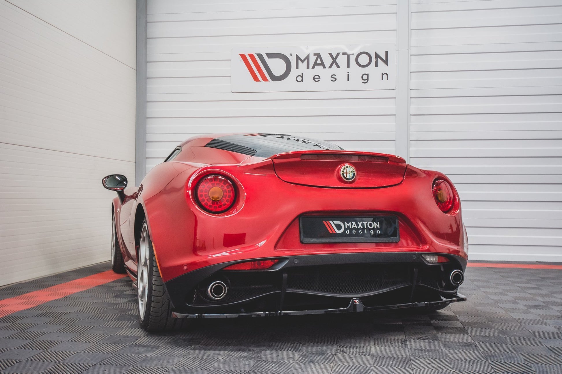 Mittlerer Diffusor Heck Ansatz für Alfa Romeo 4C schwarz matt