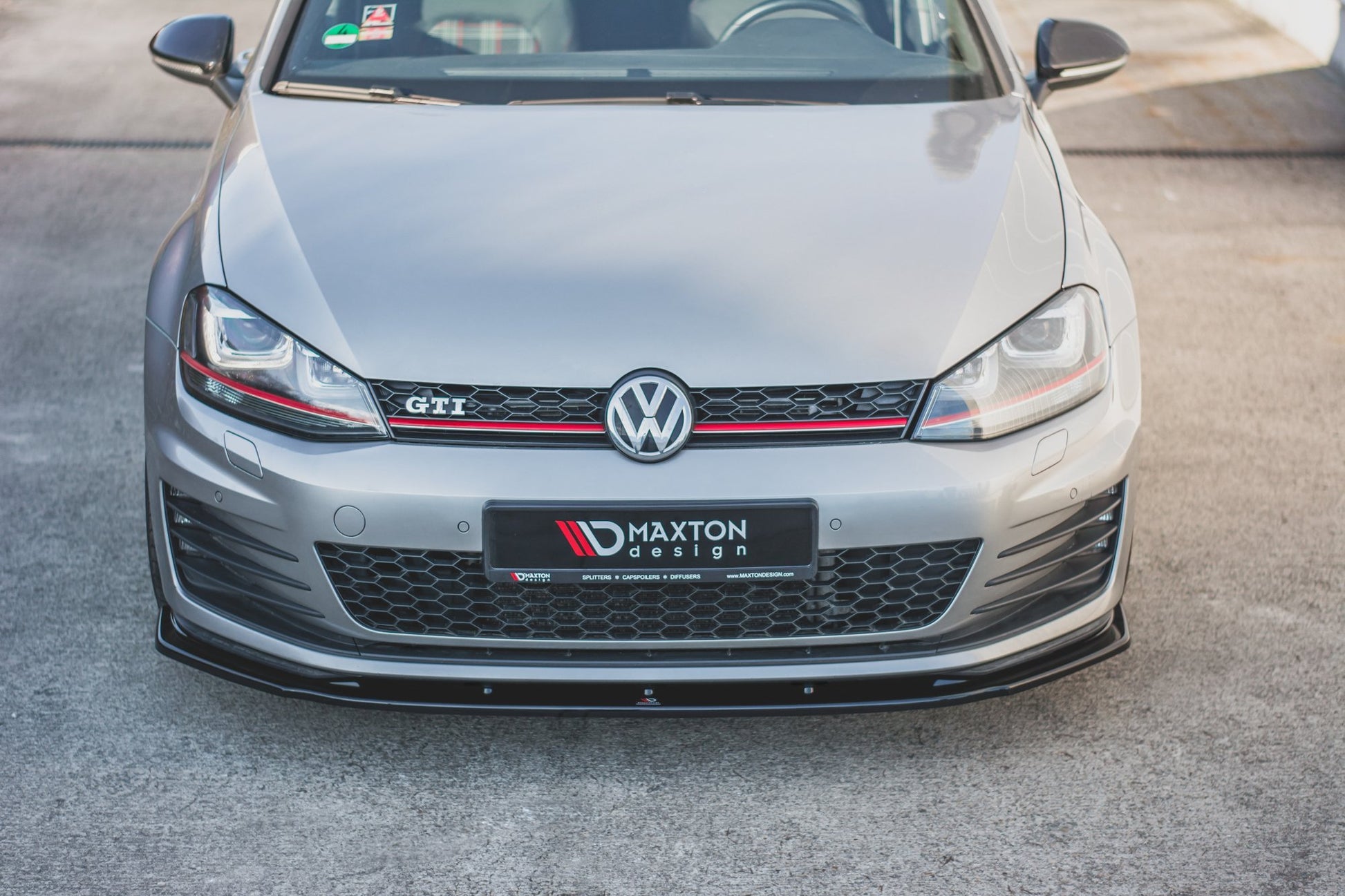 Front Ansatz V.1 für VW Golf 7 GTI  schwarz Hochglanz