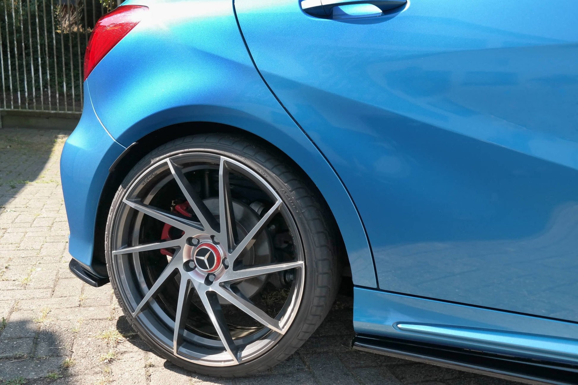 Heck Ansatz Flaps Diffusor für  Mercedes W176 AMG-LINE vor Facelift schwarz Hochglanz