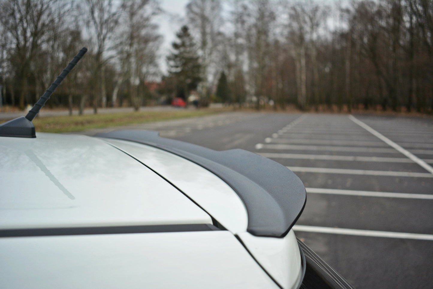 Spoiler CAP für SSANGYONG TIVOLI Carbon Look