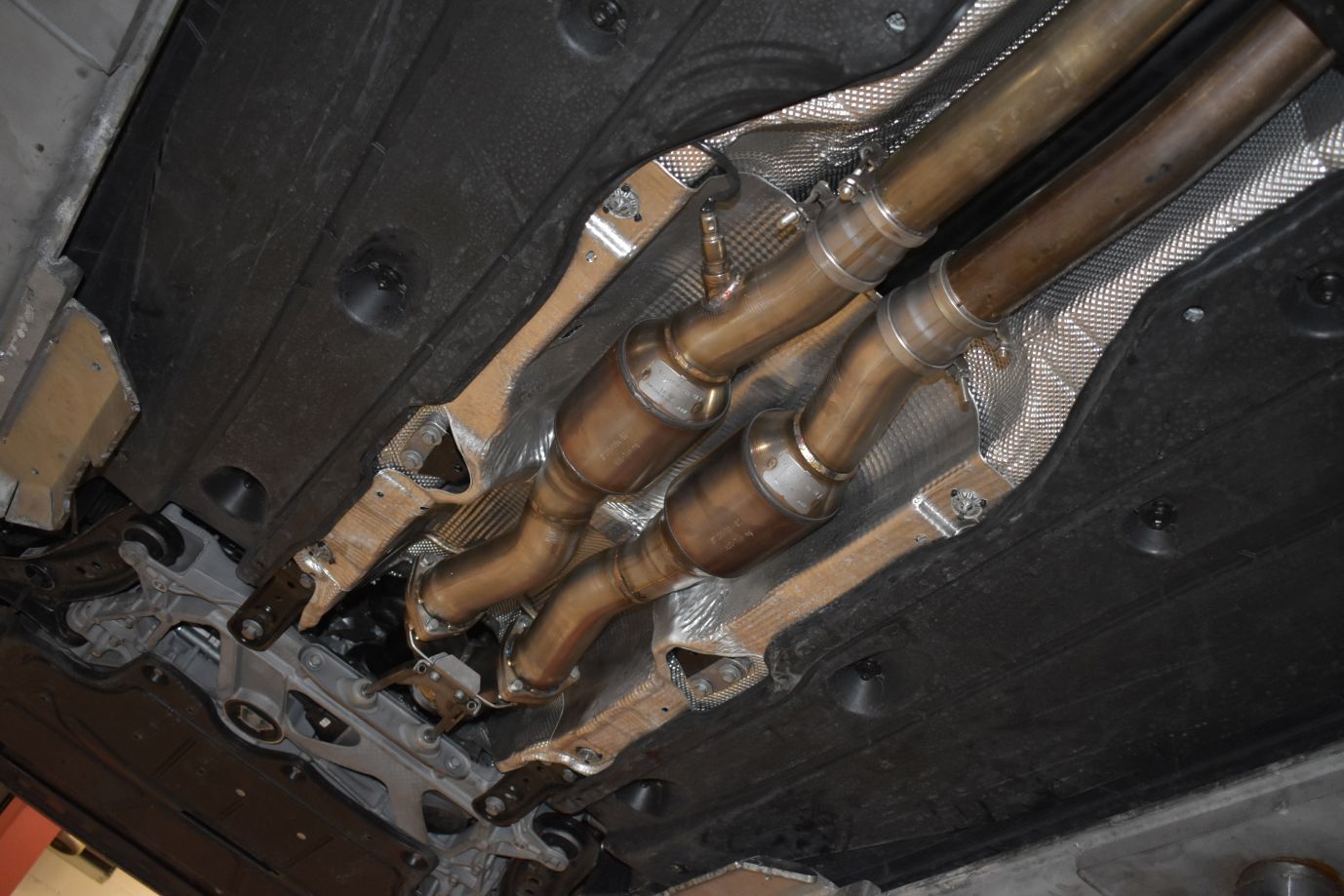 1x90mm / 2x70mm Downpipe mit 200 Zellen Sport-Kat. Audi RS3 8V Quattro
