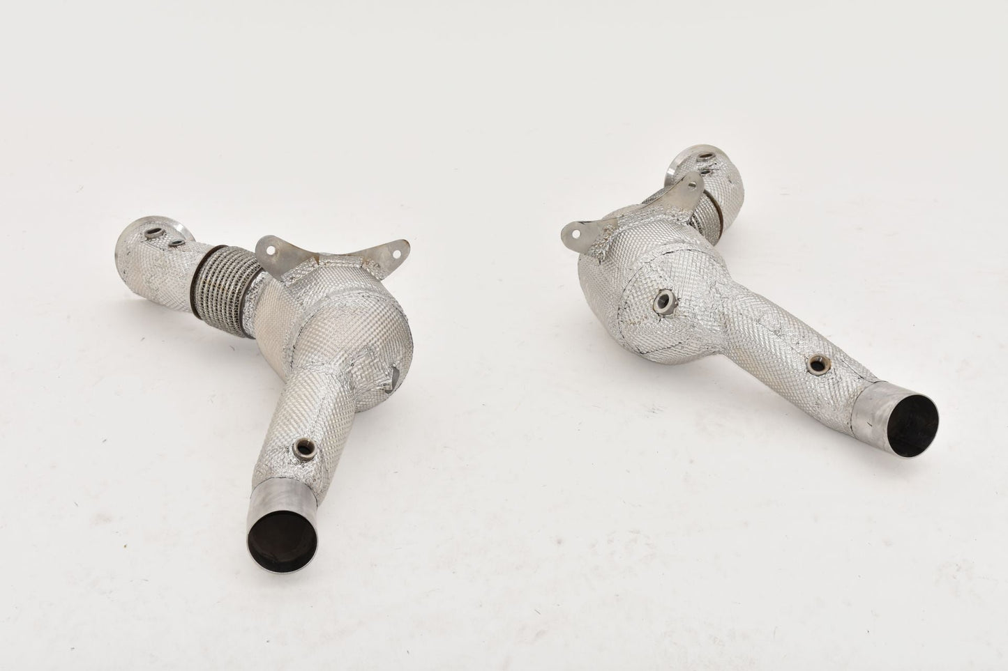 2x70mm Downpipe mit 100 Zellen HJS Sport-Kat. Edelstahl