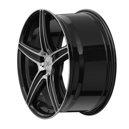 AXXION Felge AX7 Schwarz Hochglanzpoliert