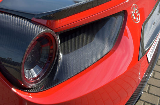 Luftauslass Heck Seitlich (Satz) in Sichtcarbon Ferrari 488 GTB