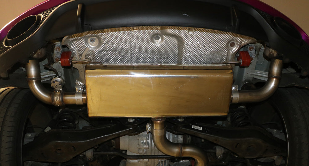 Audi TT 8J RS Endschalldämpfer quer Ausgang rechts/links mit Unterdruckklappe