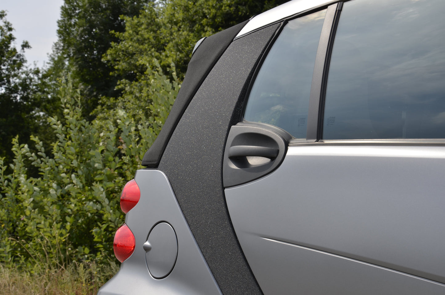 Auto Folie glitzernd schwarz selbstklebend 1 Rolle = 0,5m x 2m