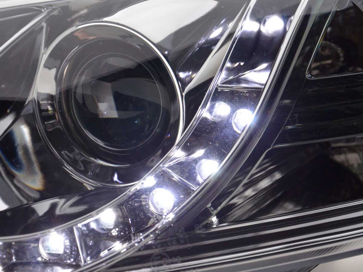 Scheinwerfer Set Daylight LED TFL-Optik Audi A3 Typ 8P Bj. 03-07 chrom