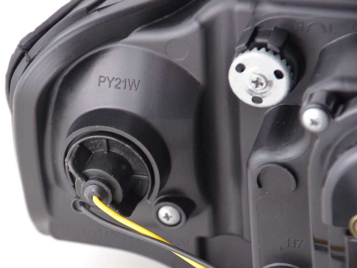 Scheinwerfer Set Daylight LED TFL-Optik Audi A3 Typ 8P Bj. 03-07 chrom